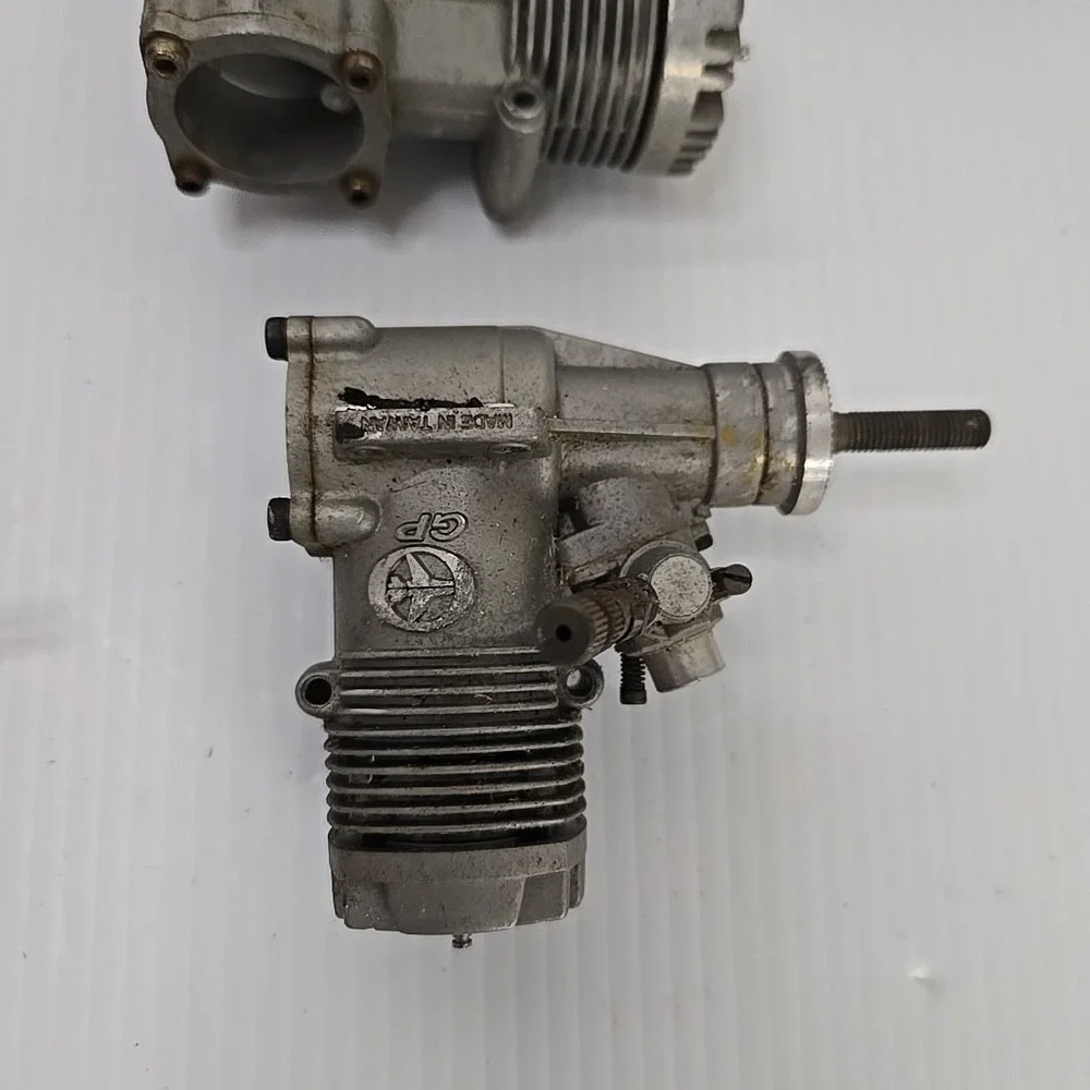Thunder Tiger Engine And More‎ Estate Lot RC Engine PARTS